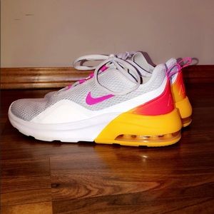 Size 8 Women’s Nike Shoes